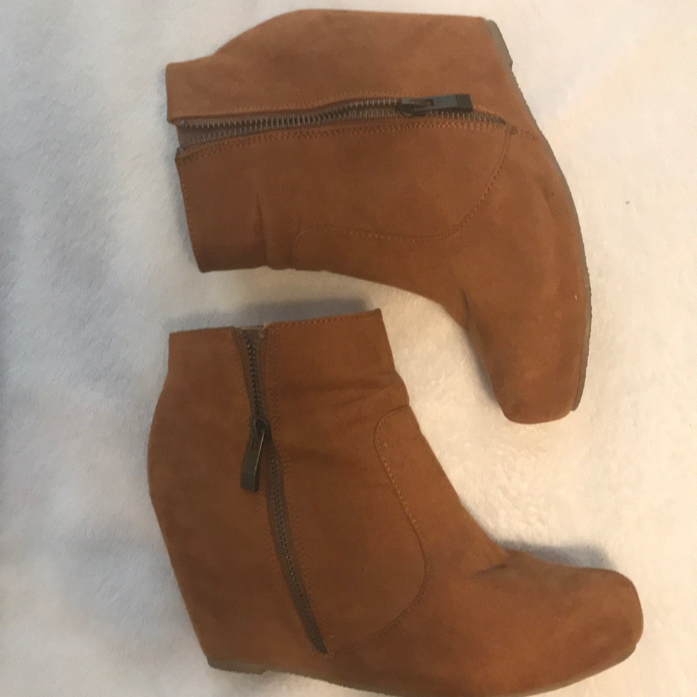 Tan Suede booties size 8 1/2